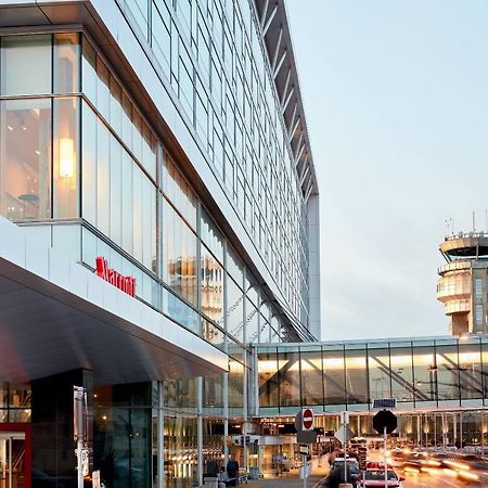 Marriott Montreal Airport In-Terminal Hotel Дорваль Екстер'єр фото