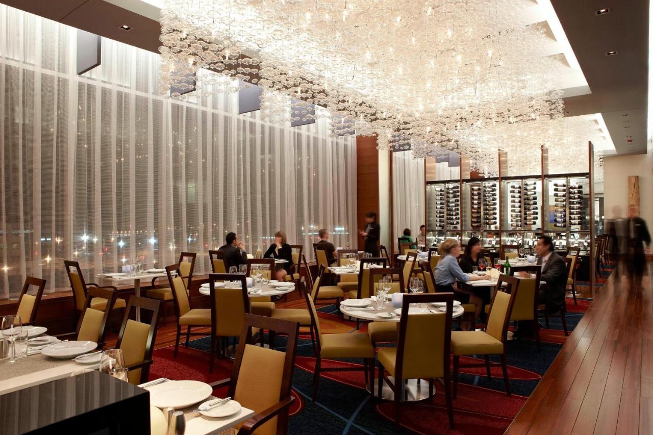 Marriott Montreal Airport In-Terminal Hotel Дорваль Екстер'єр фото