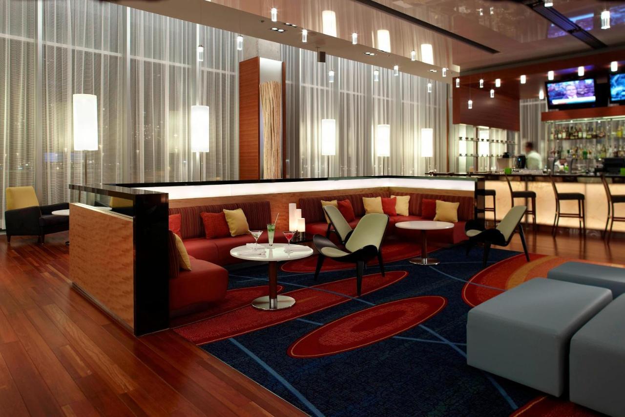 Marriott Montreal Airport In-Terminal Hotel Дорваль Екстер'єр фото